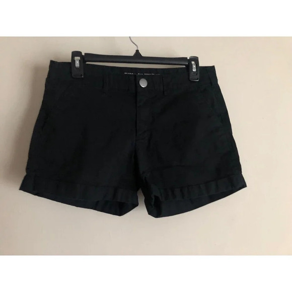 Khakis by GAP skinny boyfriend shorts sz 2 - Picture 1 of 5